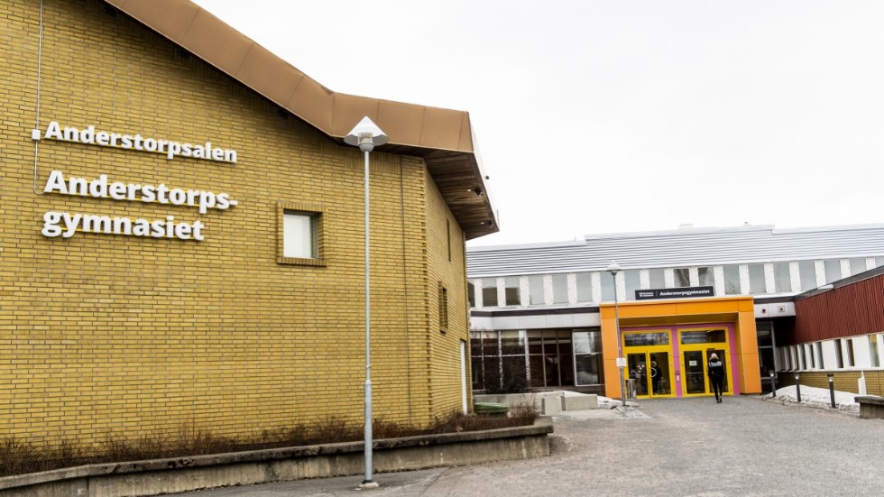 På måndag kör gymnasieskolorna i Skellefteå igång med en försiktig öppning, då ungefär en tredjedel av skolans elever kommer vara på plats samtidigt.