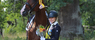 Förvånad bronsmedaljör och glad silvermedajör