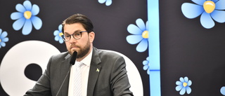 Vaccinering som dilemma för Åkesson