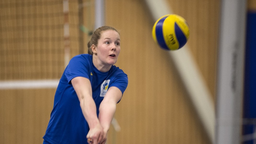 Isabell Haak och det svenska landslaget tvingas flytta sina kvalmatcher. Arkivbild.