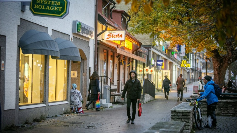 Systembolaget på Gotland ökade sin försäljning mest i landet. Innebär det att vi supit mer än andra? Förmodligen inte, om man får tro butikschefen.