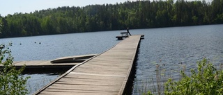 Därför har badbryggan stängts av