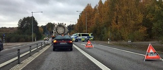 Flera allvarligt skadade efter svår trafikolycka