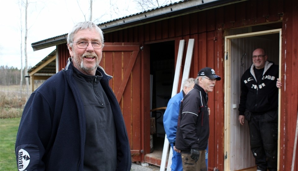 För en vecka sedan var det fixardag och prat vid Törnros klubbstuga i Mommehål. Ett hus som varit i föreningens ägo sedan 1971.