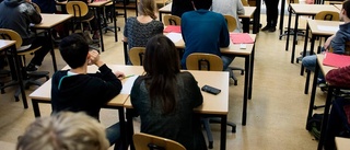 Varannan 15-årig tjej stressad i skolan