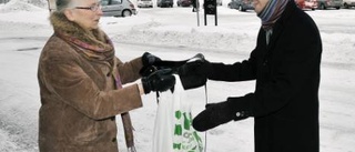 Han belönades med hembakat matbröd