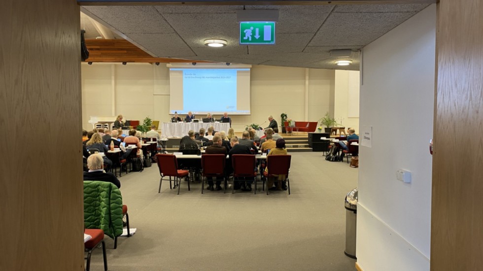 "Vi moderater står för ett ledarskap som bygger på tillit och respekt. Att hålla fast vid ett dåligt fungerande samarbete är ingen bra lösning för Enköping", skriver kommunens ledning för Moderaterna. 