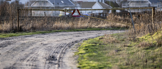 Åtal: Släpade kvinna efter traktor