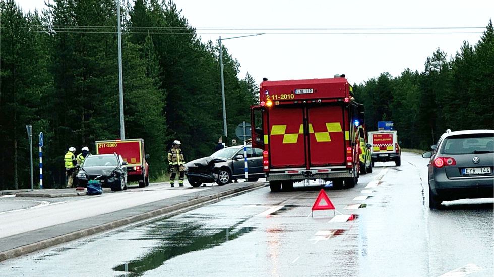 Trafikolycka med två personbilar inblandade under torsdagen. 