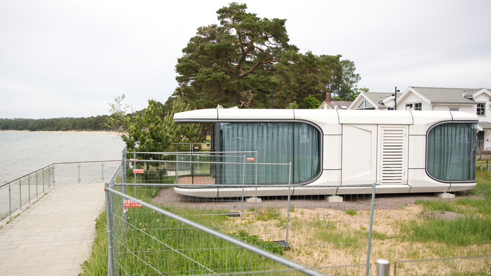Mark- och miljööverdomstolen beviljade inte prövningstillstånd för överklagan gällande det indragna bygglovet. Det innebär att villavagnen nu måste tas bort från tomten. 