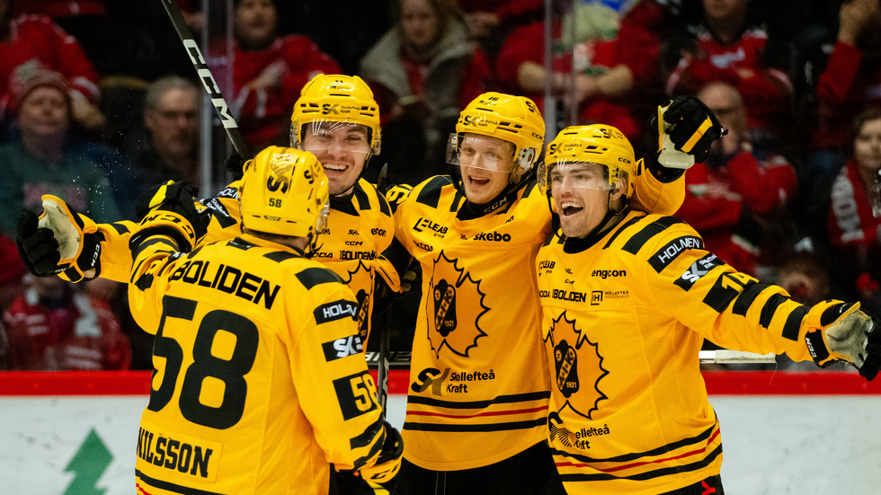 Max Lindholm gjorde fyra poäng när AIK vann mot Modo. 