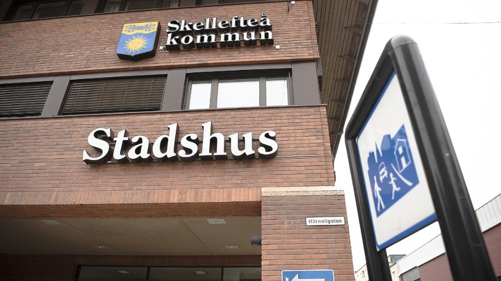 "Skellefteå kommun ser mycket allvarligt på det inträffade", avslutas varningen.