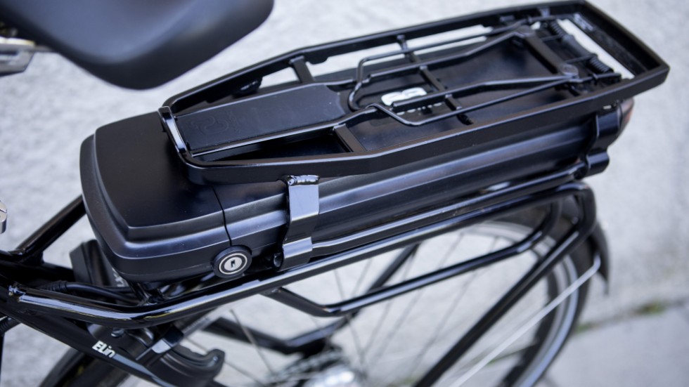 En kvinna blev bestulen på sin elcykel medan hon var på jobbet. Bilden föreställer en annan cykel.