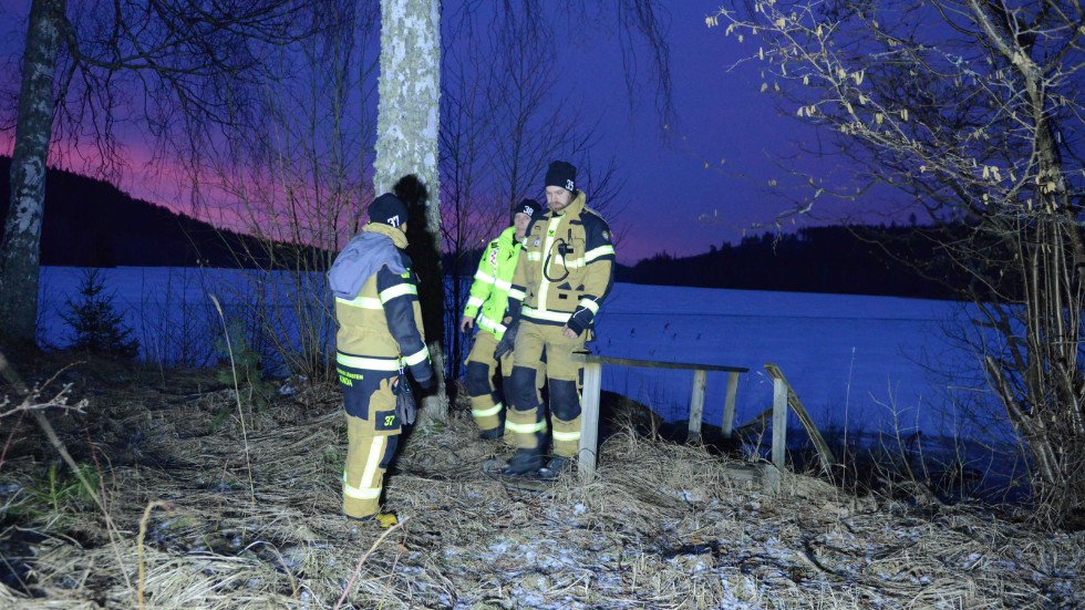 Räddningspersonal på plats.