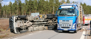 Följ det stora bärgningsarbetet efter olyckan