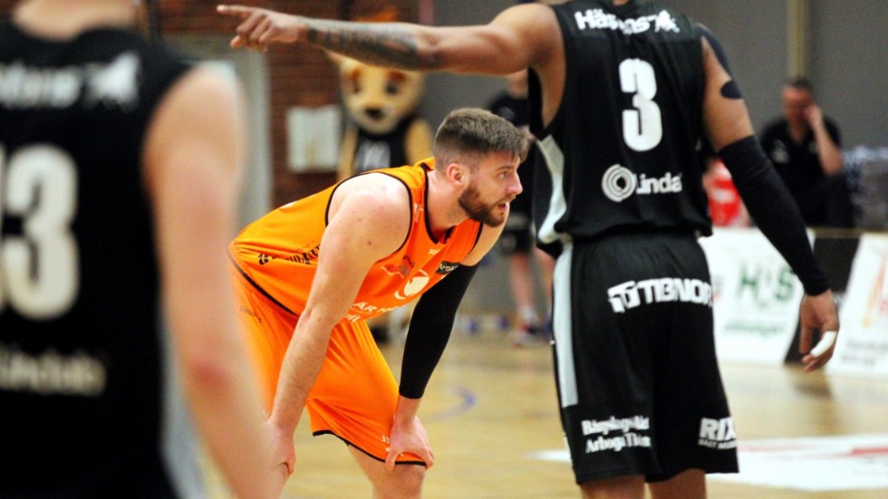 "Vi visste att de skulle vara så bra, men vi har själva mer i oss än det vi visar i dag", sa Adam Ramstedt efter förlusten mot Budivelnyk.