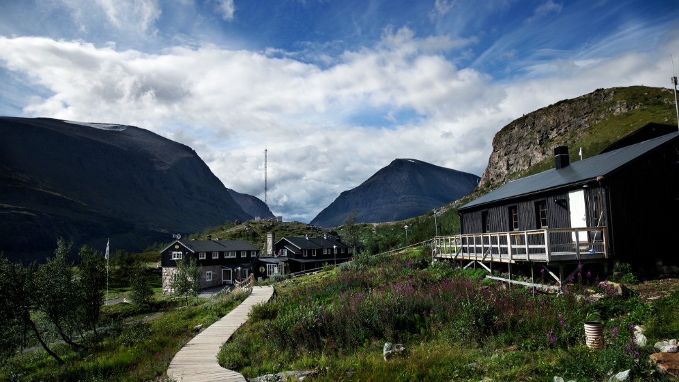 Kvinnan fördes till Kebnekaise fjällstation.