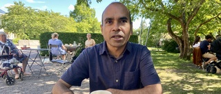 Litteraturcentrums Anisur Rahman: "Sluta tjata på barnen att de ska läsa böcker"