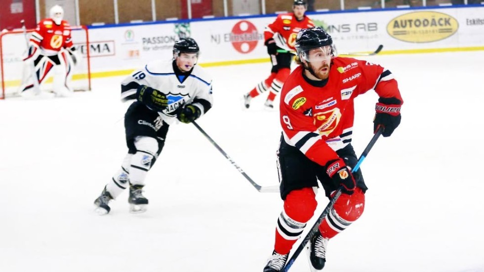 Linden placeras i den västra Hockeyettan. Där väntar derby mot Gripen.