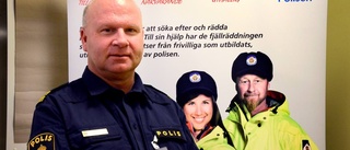 Poliser har fem veckors övertid