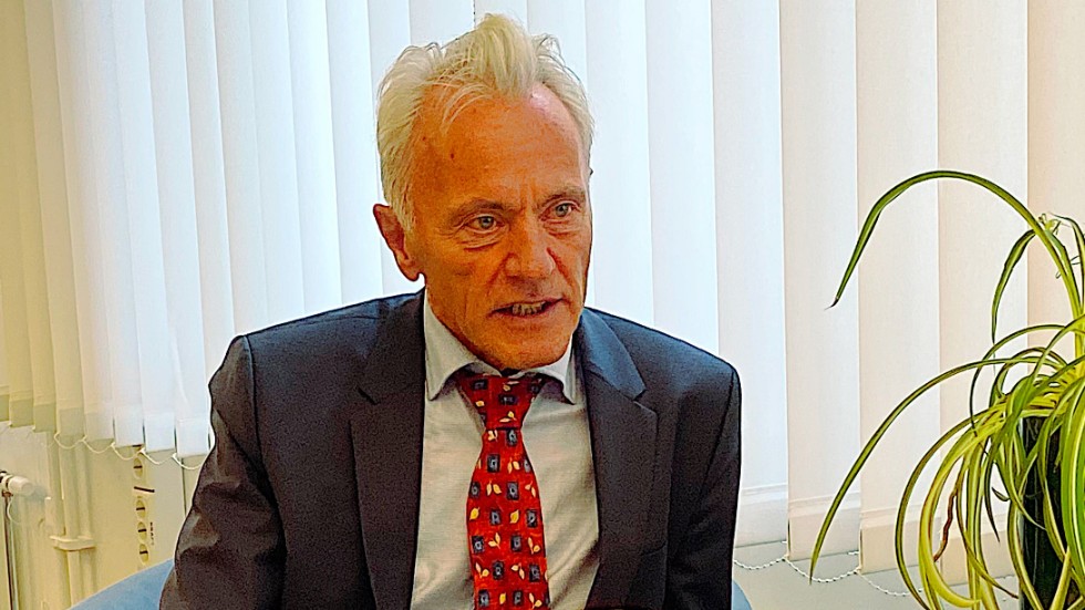 Pressen ökar på Reidar Svedahl (L) att avgå.