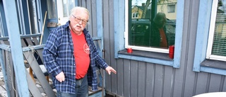 Marken öppnade sig under huset