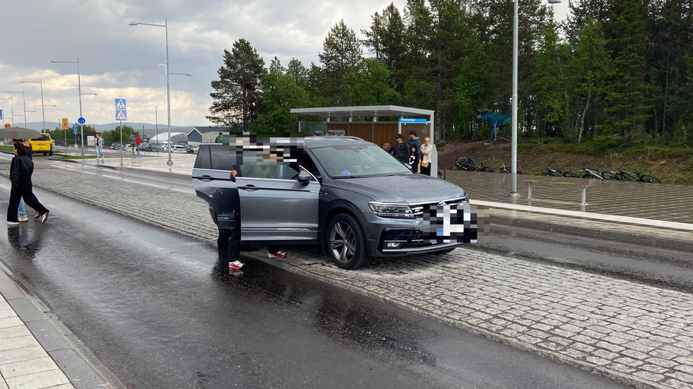 Civil polis ingrep med elpistol mot en person.