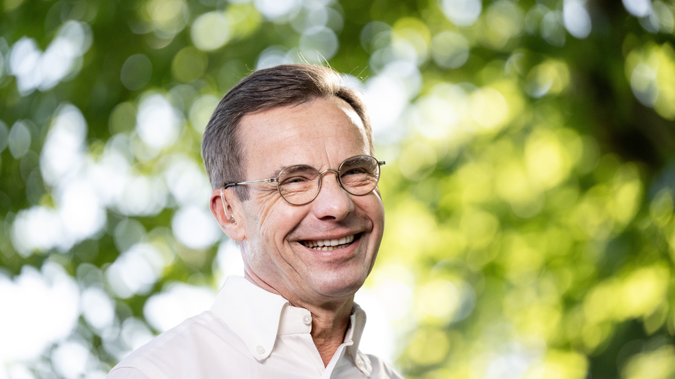 Möjligen kan Kristersson skratta hela vägen till banken, men det finns de som skrattar betydligt mer. Det tycker skribenten är upprörande.