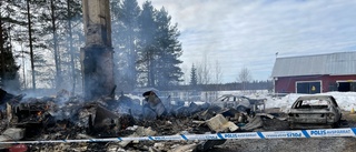 Två personer saknas ännu efter totalbrand i Boliden