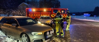 Trafikolycka vid Fjärdhundra – två till sjukhus