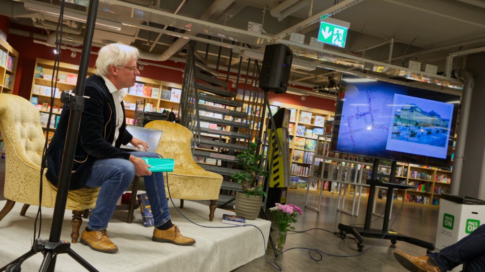 Boken kom ut under året och nu åker Thomas Magnusson runt och pratar om den i olika sammanhang, främst på bokhandlar. Ibland har han också med sig andra medförfattare av boken.