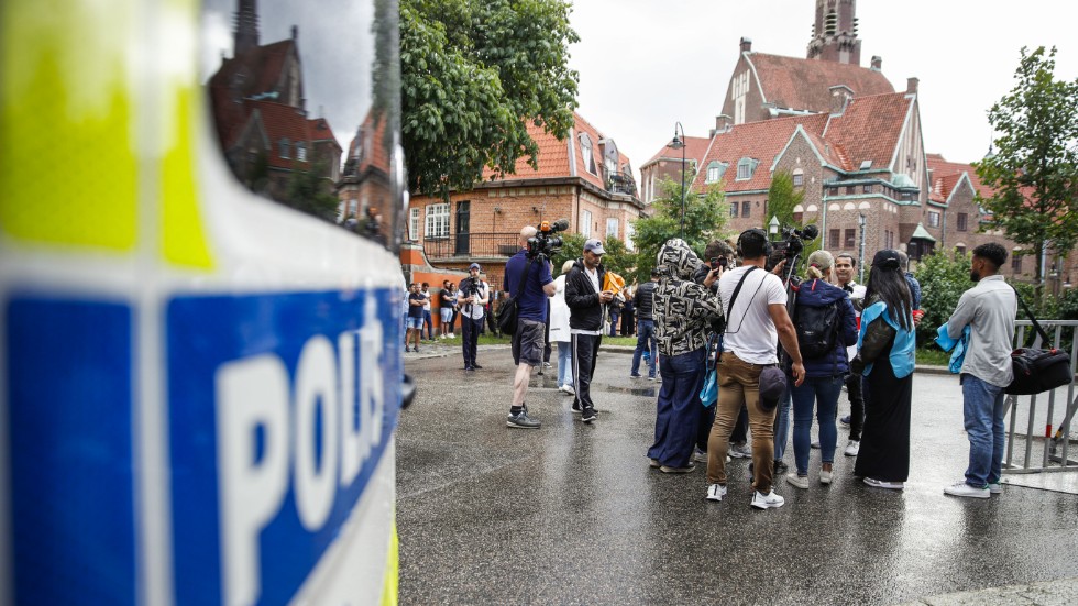 Den senaste tidens koranbränningar har dragit in Sverige i flera länders och organisationers maktkamp, skriver debattörerna.
Foto: Caisa Rasmussen / TT / kod 12150