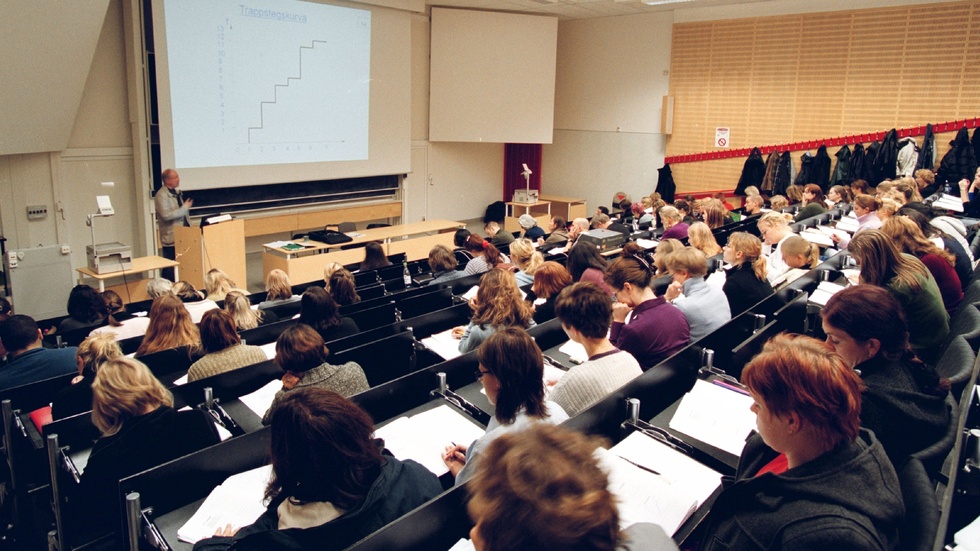 Avhopp från universitets- och högskolor ska granskas av Riksrevisionen. Arkivbild.
