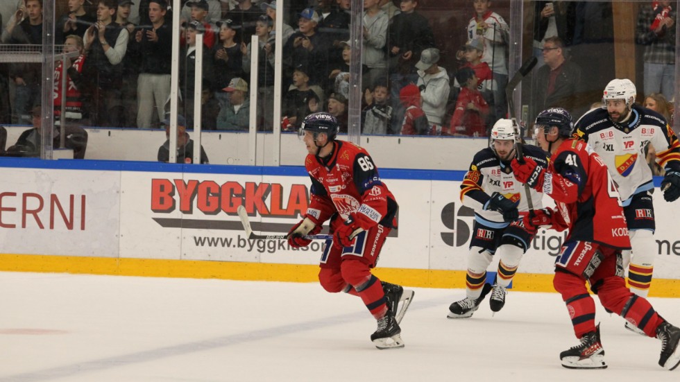 VIK spelar borta mot Djurgårdens IF på fredagskvällen.