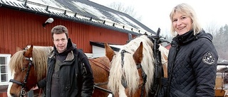 Häst och släde lockar både barn och vuxna