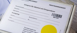 Påverkad lämnade ett falskt urinprov