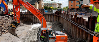 Vad händer i gropen på Ågatan?