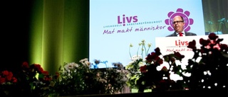 Applåder för Löfven på Livs kongress