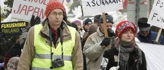 600 tågade mot kärnkraften