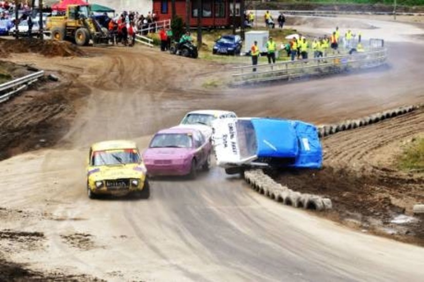 Semesterracet i Vimmerby. Bilden är från fjolårets kval för damer. Foto: Privat