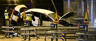 Bil kraschade in i tullstation på Öresundsbron