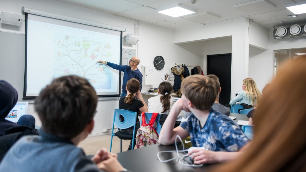 Till höstterminen började 70 lärare utan legitimation att arbeta i de gotländska skolorna. Skälet är bristen på lärare.