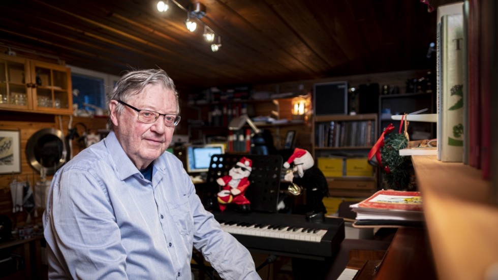 Den tidigare NSD-journalisten och musikprofilen Karl-Gösta Aasa dog i måndags efter en tids sjukdom. Han blev 83 år gammal. 