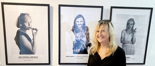 Mia ställer ut sina möten med allt från Lemmy i Motörhead till Astrid Lindgren