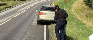 27-åring åtalas efter livsfarlig husvagnsfärd – körde med person sittandes på taket