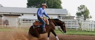 Fred från Lye driver jätte- ranch i Texas