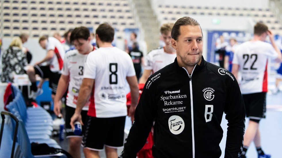 Mattias Zachrisson har blivit avstängd i nästan åtta månader efter att ha spelat på vinst för sitt Guif.