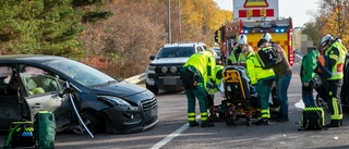 Fyra till sjukhus efter olyckan – man misstänks för flera brott