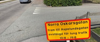 Trångt i trafiken när central gata stängs av • "Första biten är den svåraste"