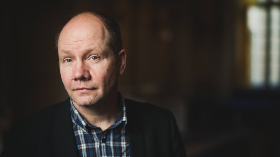 Inbäddad i första världskriget. Peter Englund fortsätter skriva mikrohistoria från första världskrigets fronter.